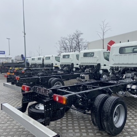 Fuso 9C18 unsere Stock